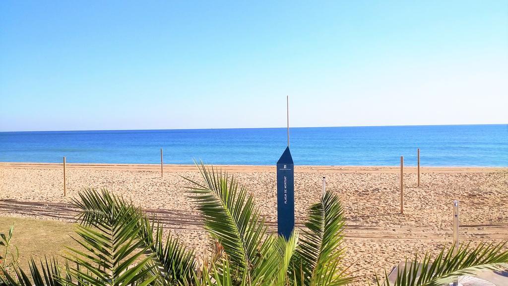 Helena Seaview & Beach-Apartment モンガット エクステリア 写真