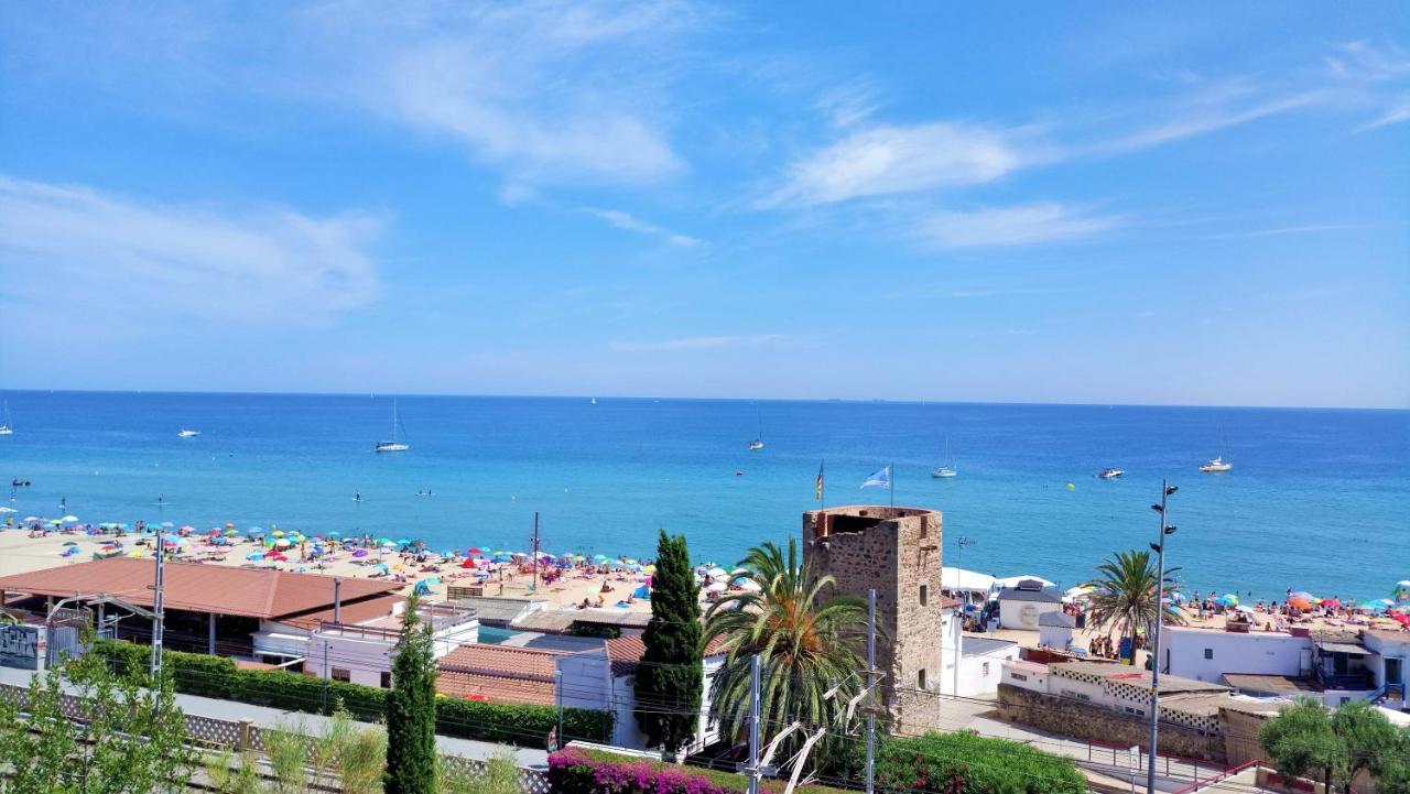 Helena Seaview & Beach-Apartment モンガット エクステリア 写真
